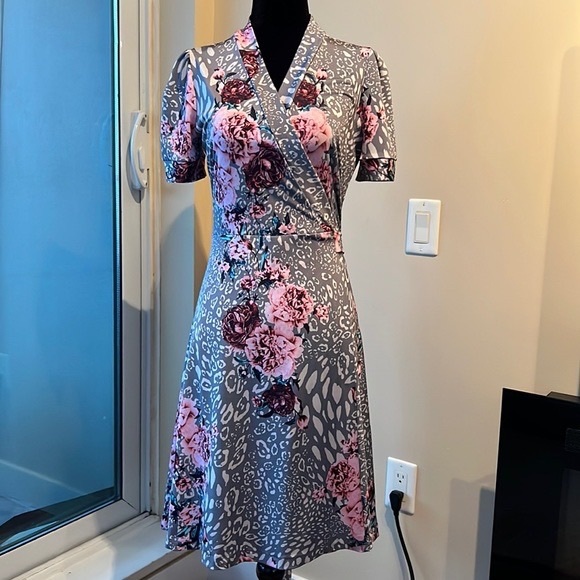 Floral Wrap Dress - Picture 6 of 9